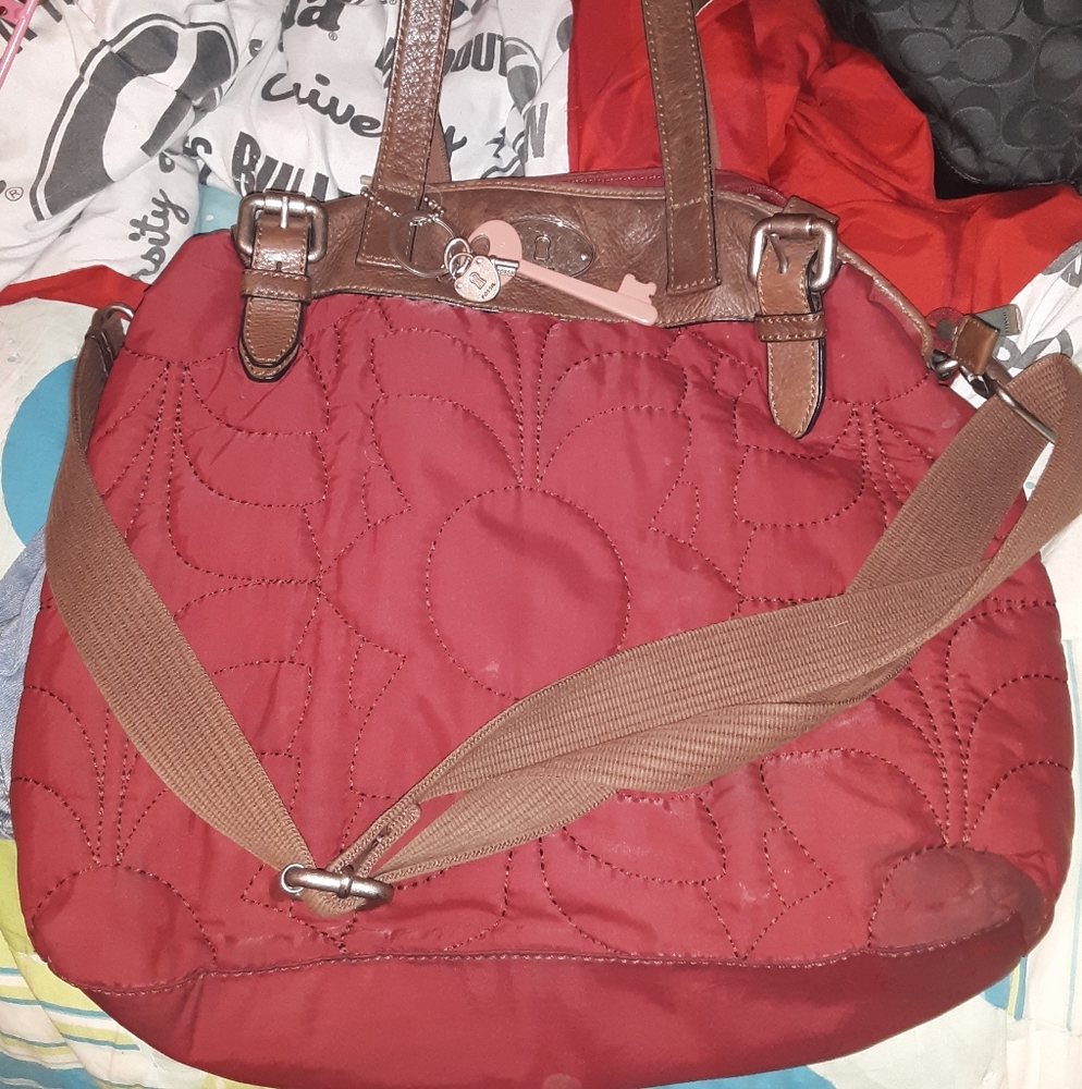 Fossil purse